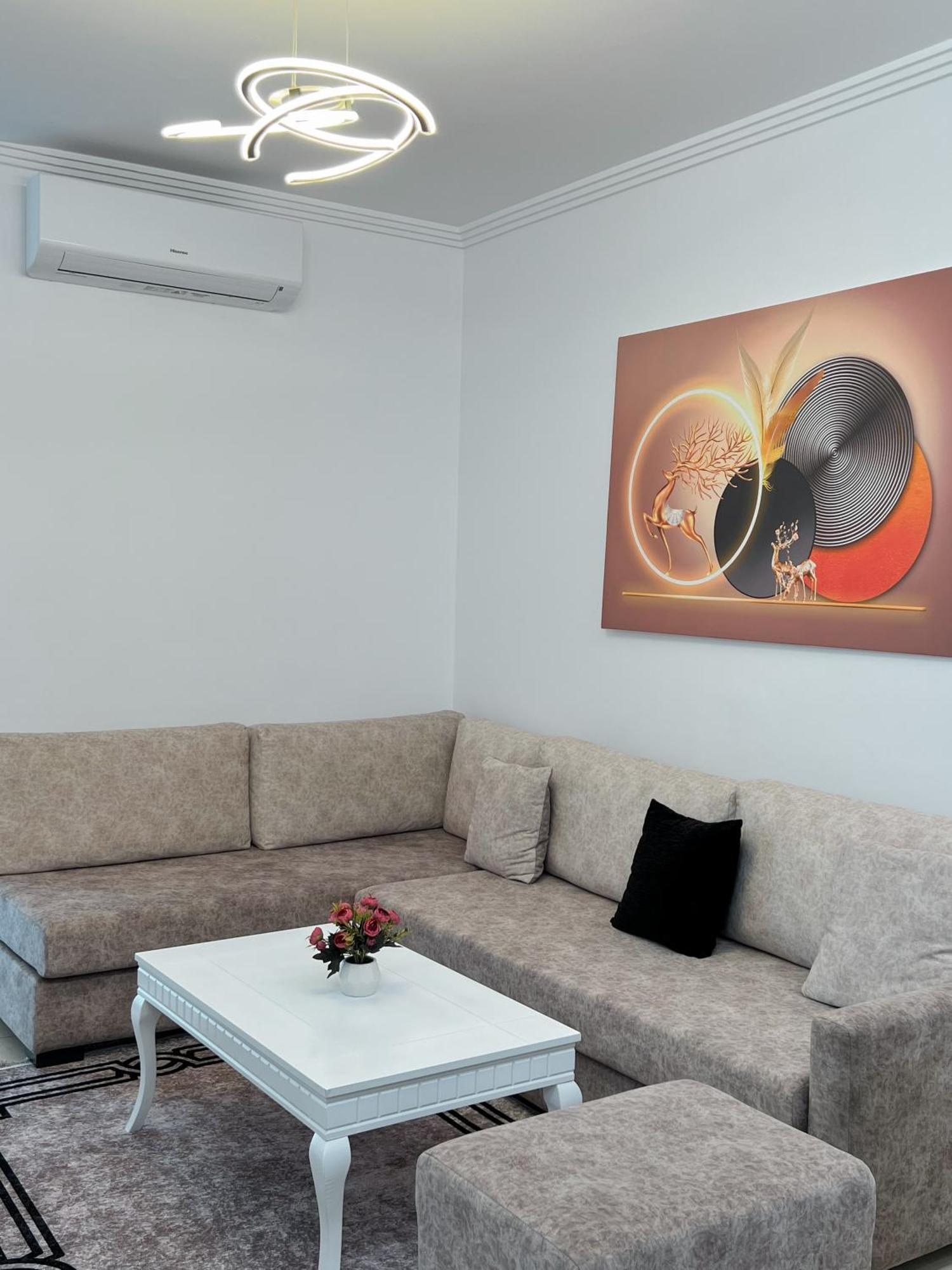 Tirana City Rental Apartments Ngoại thất bức ảnh